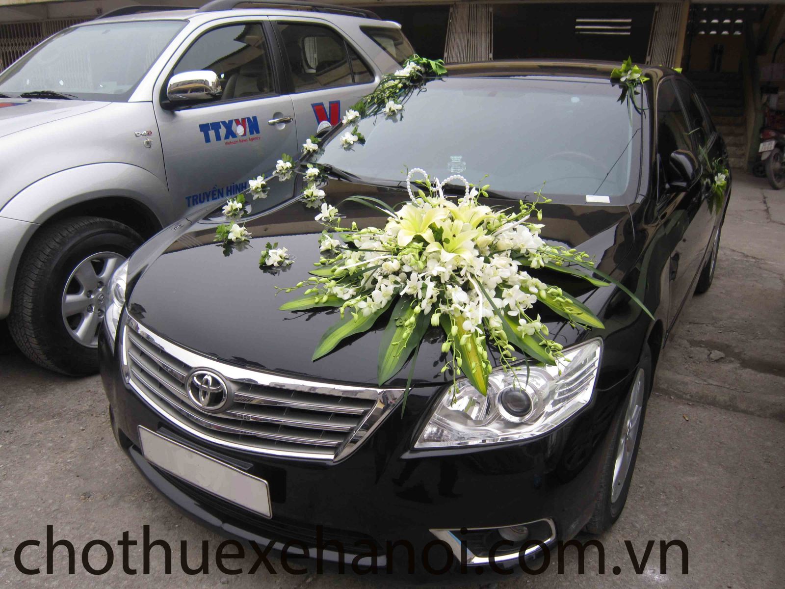 Cho thuê xe cưới tại Hà Nội-cho thuê xe du lịch